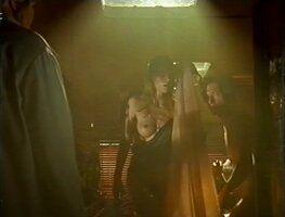 494201931_JuleBwe_Ganzuntenganzoben1999_nackt.avi_snapshot_00.28_2019.11.28_12.52.19_123_356lo.jpg