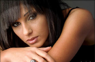 f_anna-tatangelo.jpg