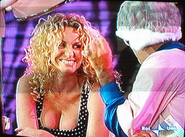 Antonella Clerici Finalmente Si Vede Un Capezzolo Di Una Tettona Delle Tettone Di Antonellona.jpg