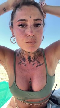 vlcsnap-2024-06-05-20h00m04s350.jpg