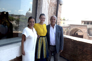 Stefano Dominella con l'Assessore Rosella Sensi e Bianca Balti.jpg