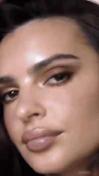 EmRata.gif