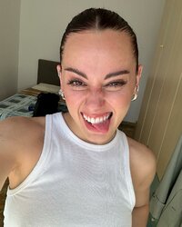 vaneessabellini_1713282832_3347581489070240334_3162195962.jpg