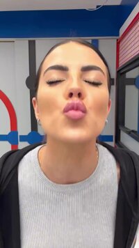 vlcsnap-2024-10-22-22h41m16s405.jpg