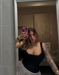 LoveThreads.Net_463443270_1074910240802390_6733658803082150236_n.jpg