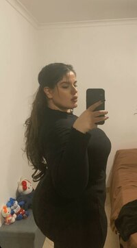 LoveThreads.Net_412330365_3200747523565394_2258465245879061824_n.jpg