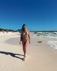 vlcsnap-2024-12-29-16h13m43s250.jpg
