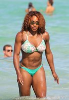Serena-Williams-in-Bikini-Miami-Beach-4.jpg
