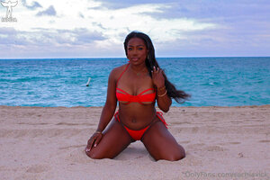 sachia-vickery_0017.jpg