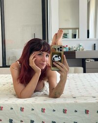 7383077.jpg
