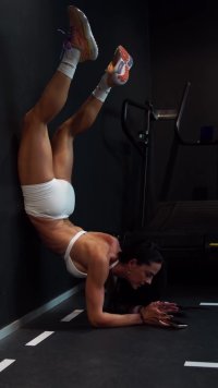 vlcsnap-2025-05-12-22h16m30s184.jpg