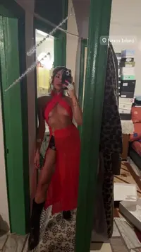 vlcsnap-2025-06-08-22h56m38s756.webp
