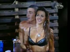 vlcsnap-2013-08-20-14h27m01s154.jpg