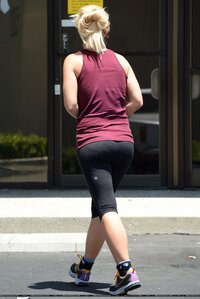 Britney-Spears-Out-and-About-in-LA-3.jpg