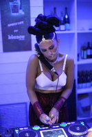 20130919-Paola-Iezze-vogue-fashions-night-out-4.jpg