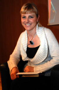 3-alessia450.jpg 3-alessia450.jpg