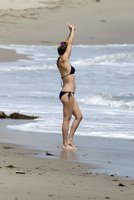 Kate Hudson wearing a bikini at a beach in Malibu 014.jpg