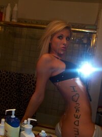 Selfshot_mirror01095.jpg