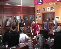 Public_Bar_Live_Show_in_Finland.wmv_000209476.jpg