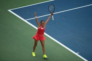 roberta-vinci-2015-us-open-day-nine-quarterfinals-vs-kristina-mladenovic-bjk-national-tennis-cen.jpg