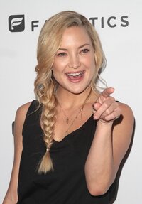 kate-hudson-fabletics-charity-cvent-in-los-angeles-october-2015_23.jpg