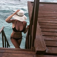 Cecilia Capriotti in Bikini alle Maldive - 02.jpg