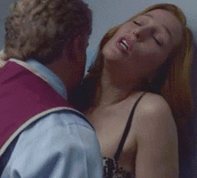 r1y8ltxumz74.gif