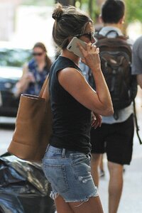 jennifer-aniston-talking-on-her-phone-out-in-new-york-07-18-2017_2.jpg