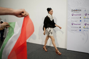 Nina-Zilli-Feet-1249057.jpg