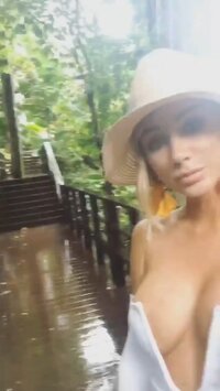 CelebsFlash.com_SJU_Nude_Priv_IG_082017__114_.jpg