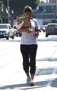 51711310_hqcelebcorner-1.jpg