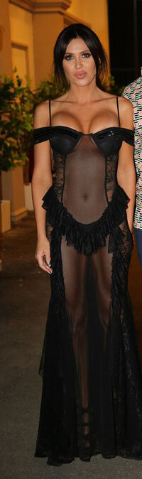 962a2800-1920x2880-830x0.jpg