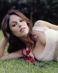 22249_Rachel_Bilson_-_ellegirl_011_122_1177lo.jpg