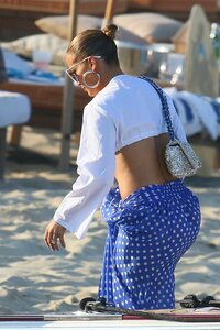 Jennifer-Lopez-Sexy-TheFappeningBlog.com-28.jpg