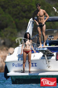 giulia-de-lellis-topless-8.jpg