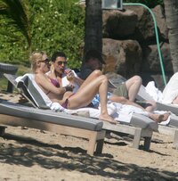 uma thurman in bikini 02.jpg
