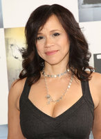 rosie perez al gala 04.jpg