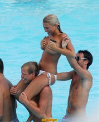 Billie+Faiers&s=Papp Beach Topless (3).jpg
