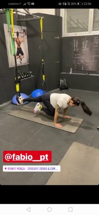 Screenshot_20200211_220652_com.instagram.android.jpg