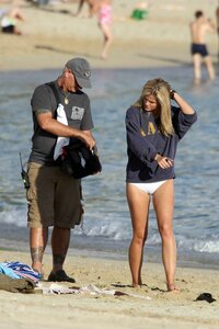BD_60996-brooklyn-decker-filming-on-a-beach-in-hawaii.jpg