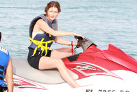 mischa barton a miami 02.jpg