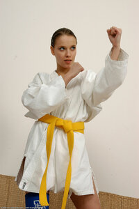 karateka_viktoria_and_her_naked_solo_11.jpg