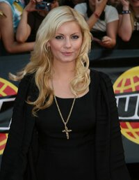 36885_ElishaCuthbertMuchMusicVideoAwards06_122_526lo.jpg