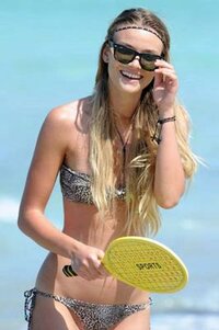 fiametta cicogna in bikini 04.jpg