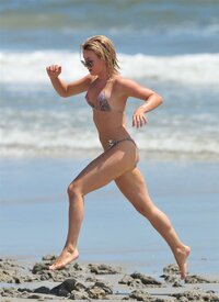 julianne hough in bikini 01.jpg