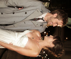 lizzy caplan al gala 05.jpg