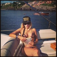 isabel macedo in bikini 11.jpg