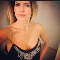 isabel macedo in selfie.jpg