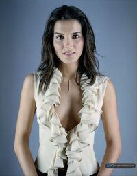 angie harmon in shoot 08.jpg
