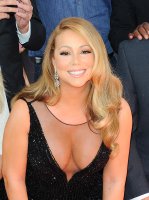 mariah carey al walk of fame 07.jpg